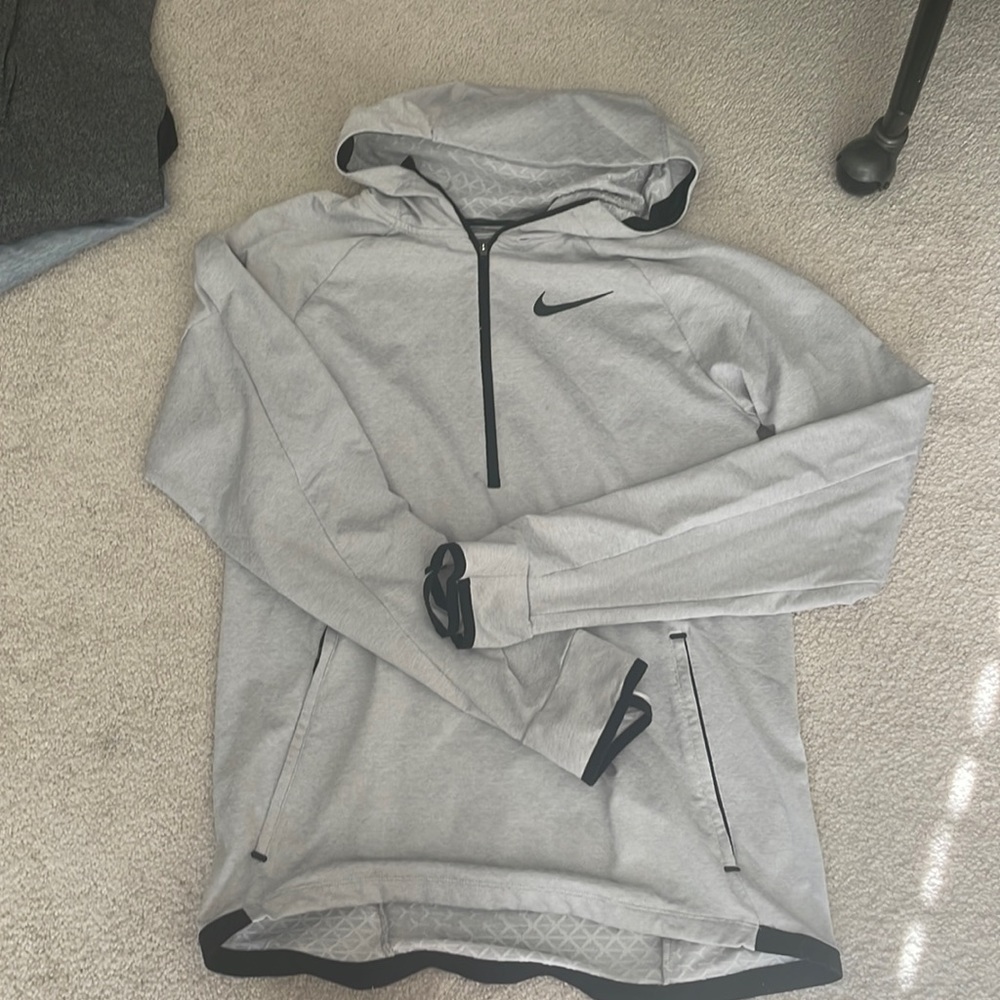 Nike men’s half zip hoodie dryfit hoodie sizeM